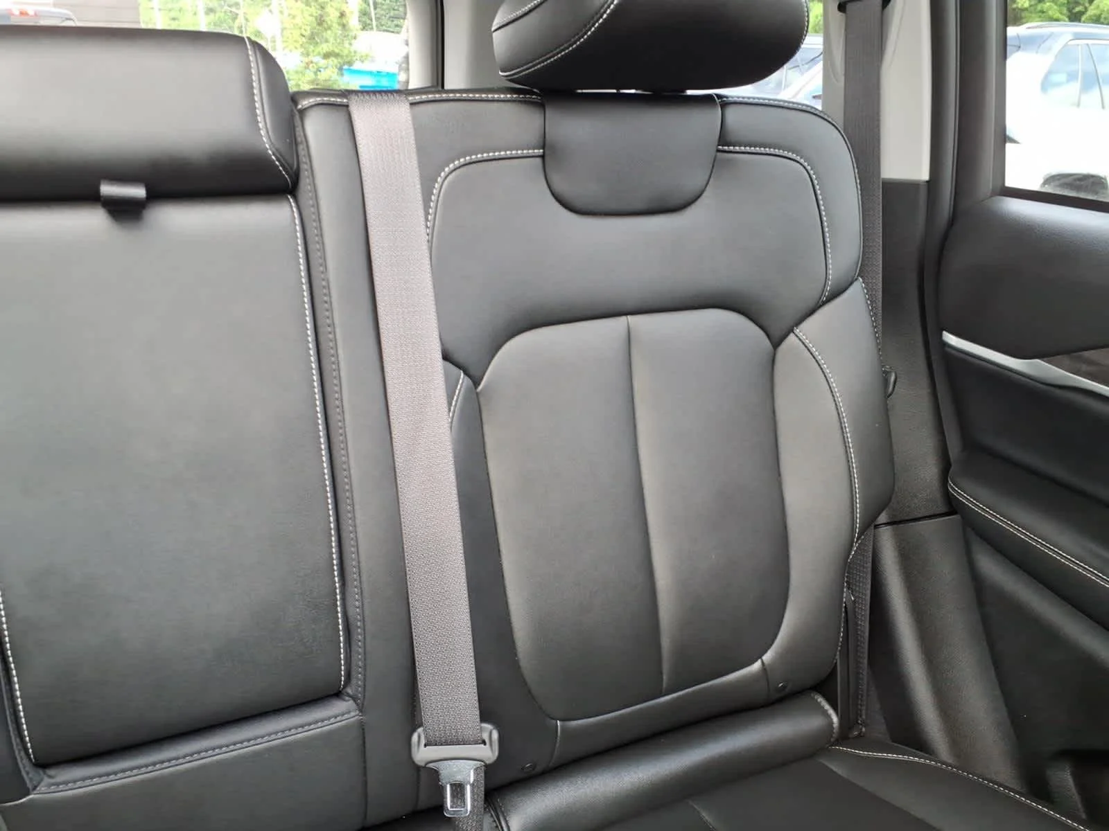 Certified Used 2023 Bright White Clearcoat Jeep Limited image 20