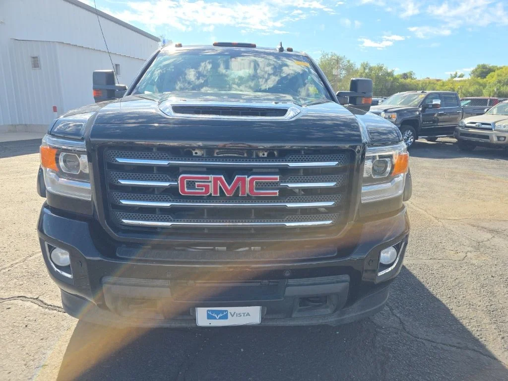 Used 2019 Black GMC SLT image 3