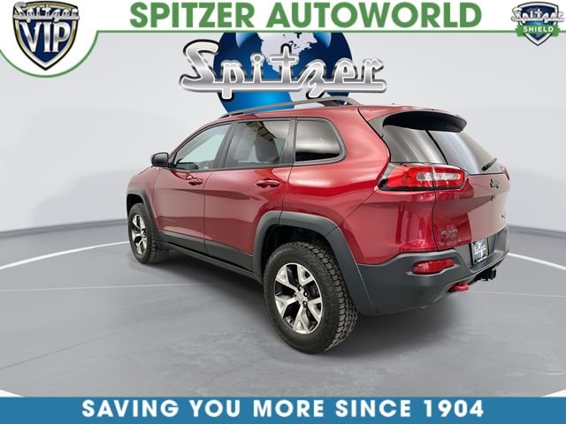 Used 2015 Red Jeep Trailhawk image 7