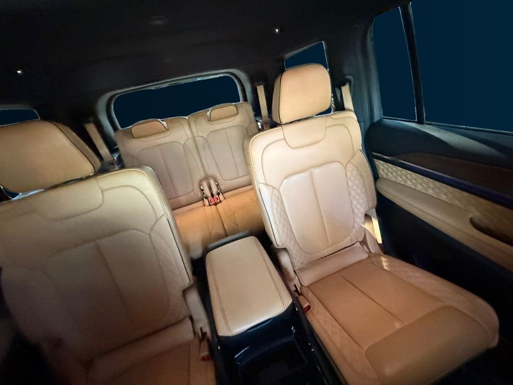 Used 2024 Red Jeep Summit image 18