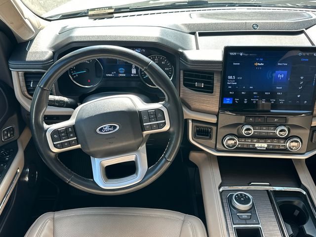 Used 2024 Silver Ford Limited image 23