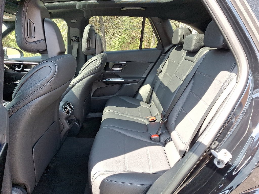 2026 Mercedes-Benz GLC Base - Photo 7