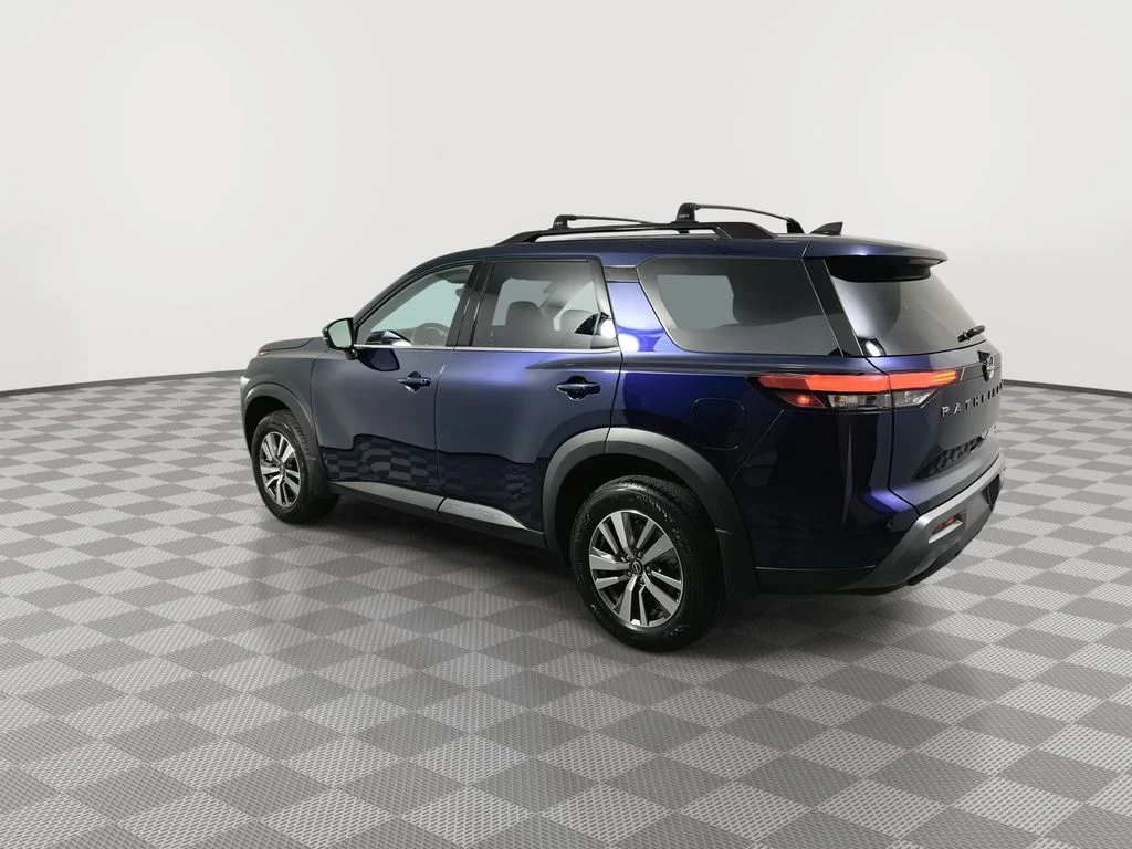 New 2026 Deep Ocean Blue Pearl Nissan SL image 6