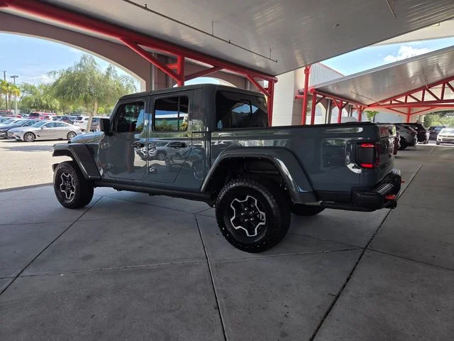 Used 2024 Gray Jeep Mojave image 10