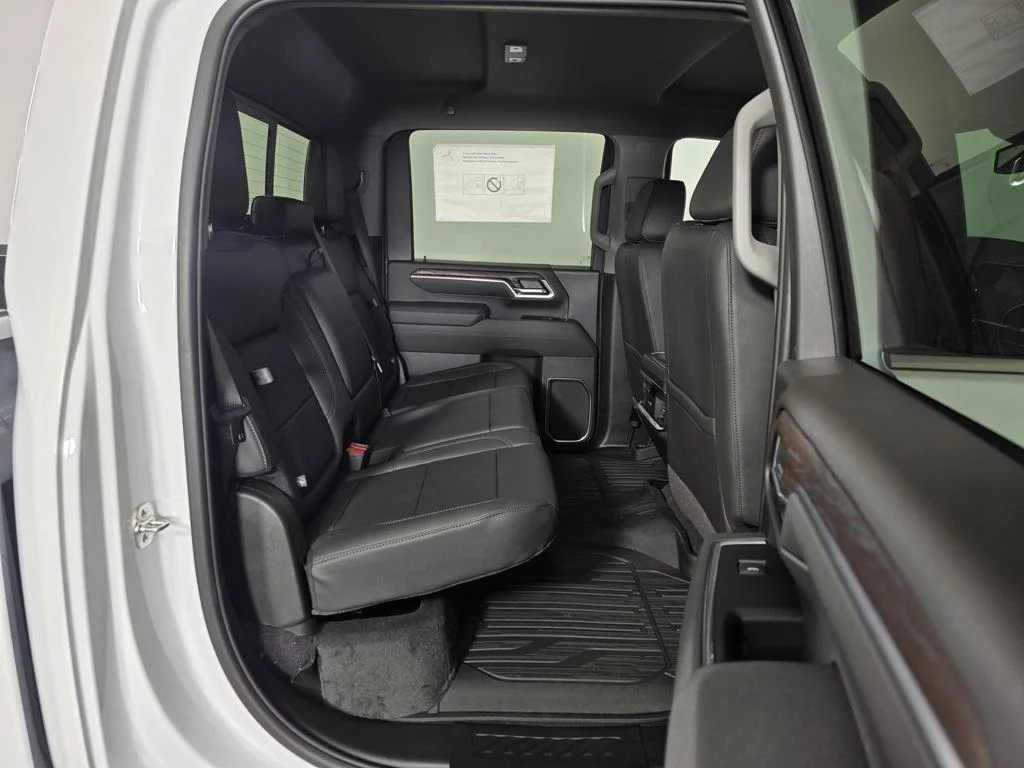 New 2025 Summit White GMC SLT image 21