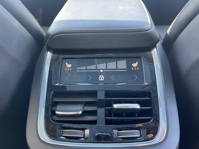 Used 2024 Black Volvo Ultimate Dark Theme image 12