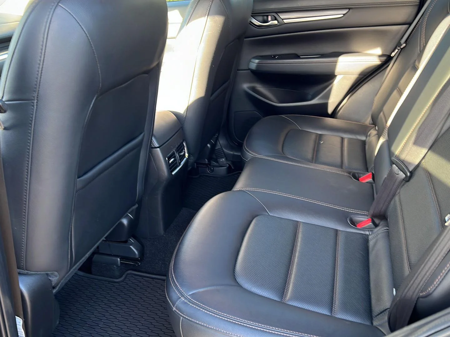 Used 2021 Jet Black Mica Mazda Grand Touring image 23