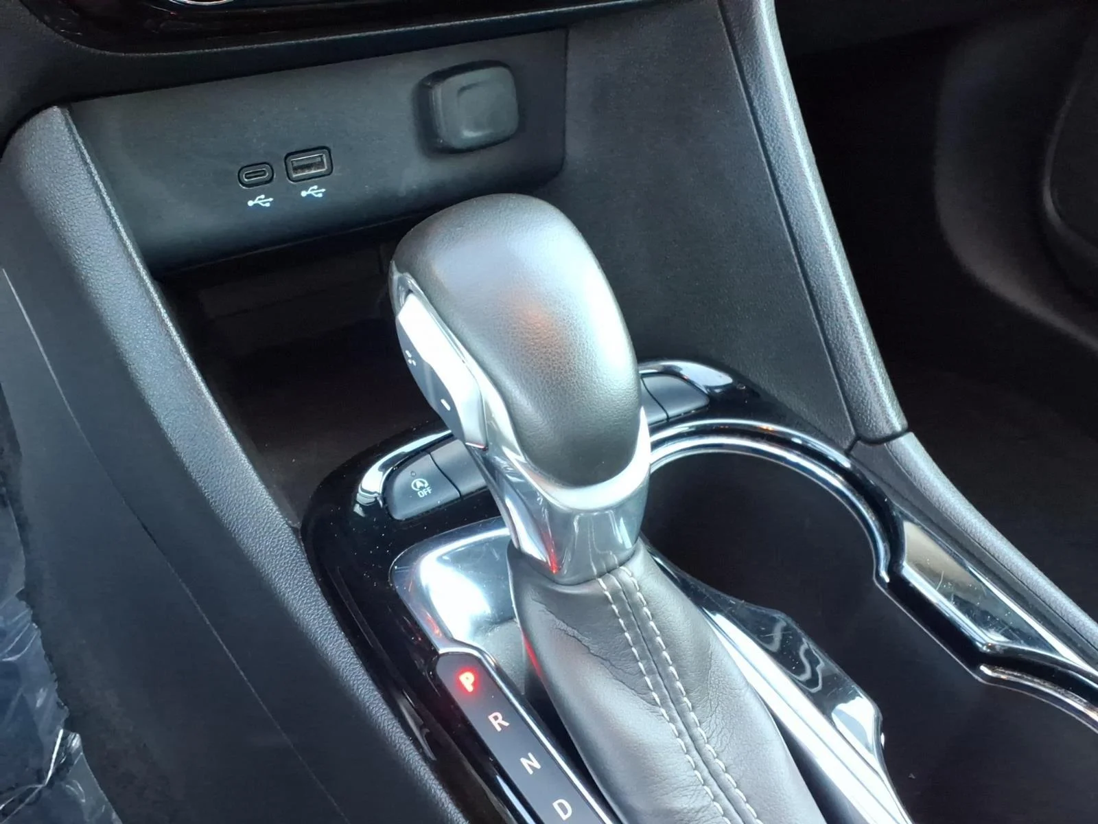 Used 2024 Moonstone Gray Metallic Buick Sport Touring image 6