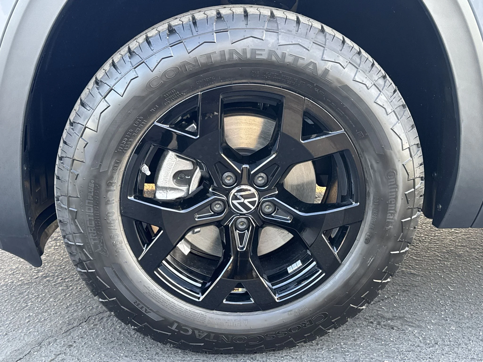 New 2026 Pure Gray Volkswagen 2.0T Peak Edition image 6