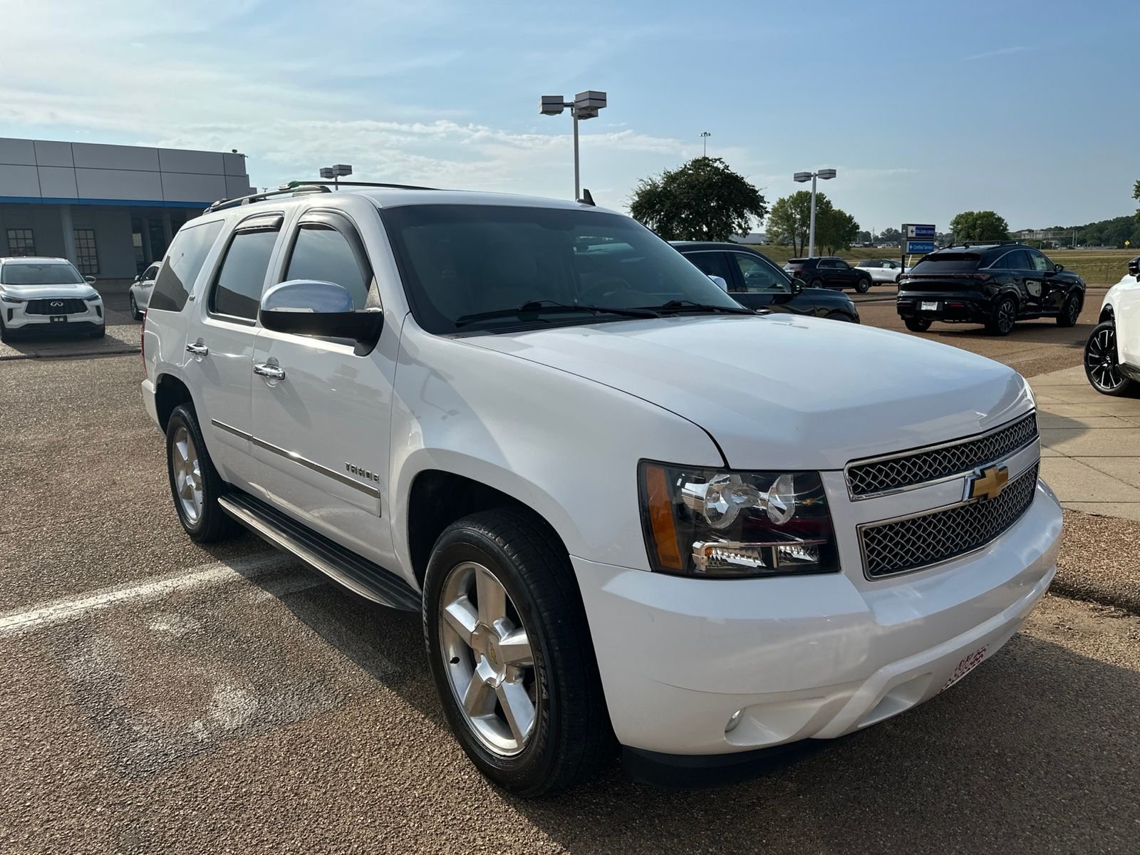 Used 2012 White Chevrolet LTZ image 3