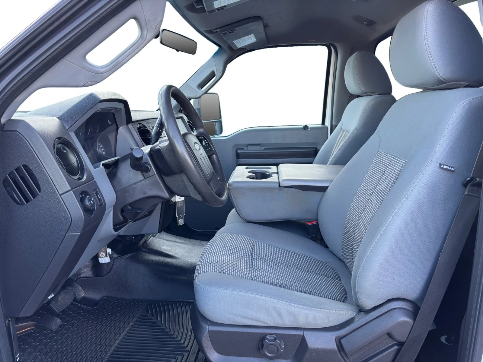 Used 2011 White Ford XL image 10
