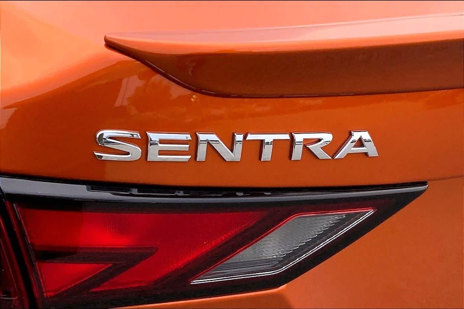 Used 2025 Monarch Orange Metallic/Super Black Nissan SR image 30