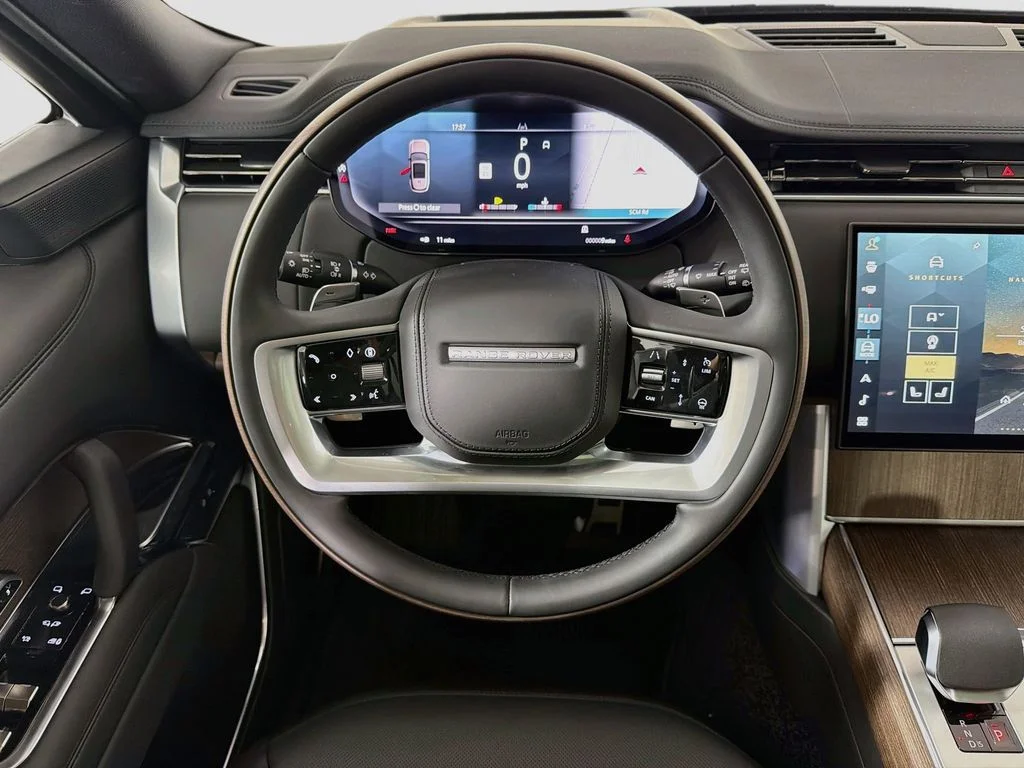 New 2026 Carpathian Grey Land Rover SE image 24