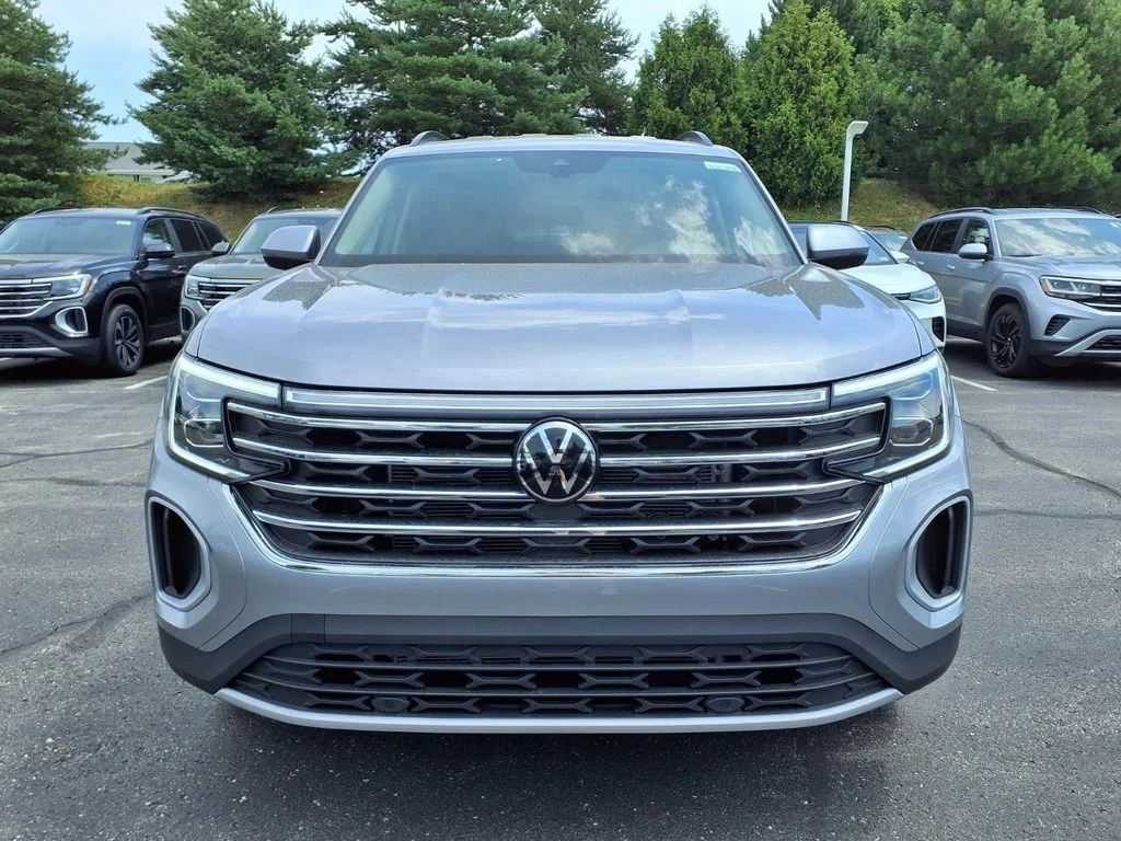 New 2026 Silver Mist Metallic Volkswagen 2.0T SE image 6