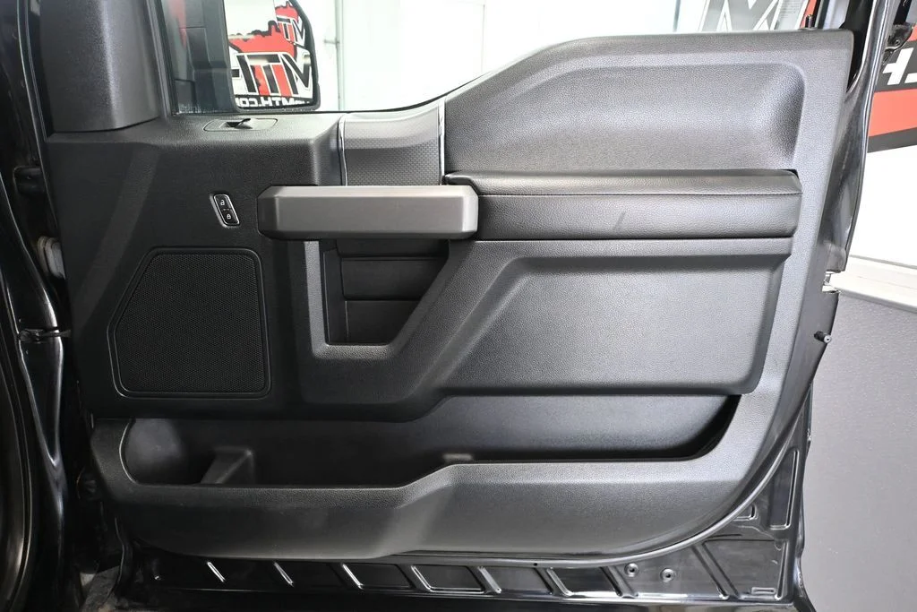 Used 2016 Black Ford XLT image 48