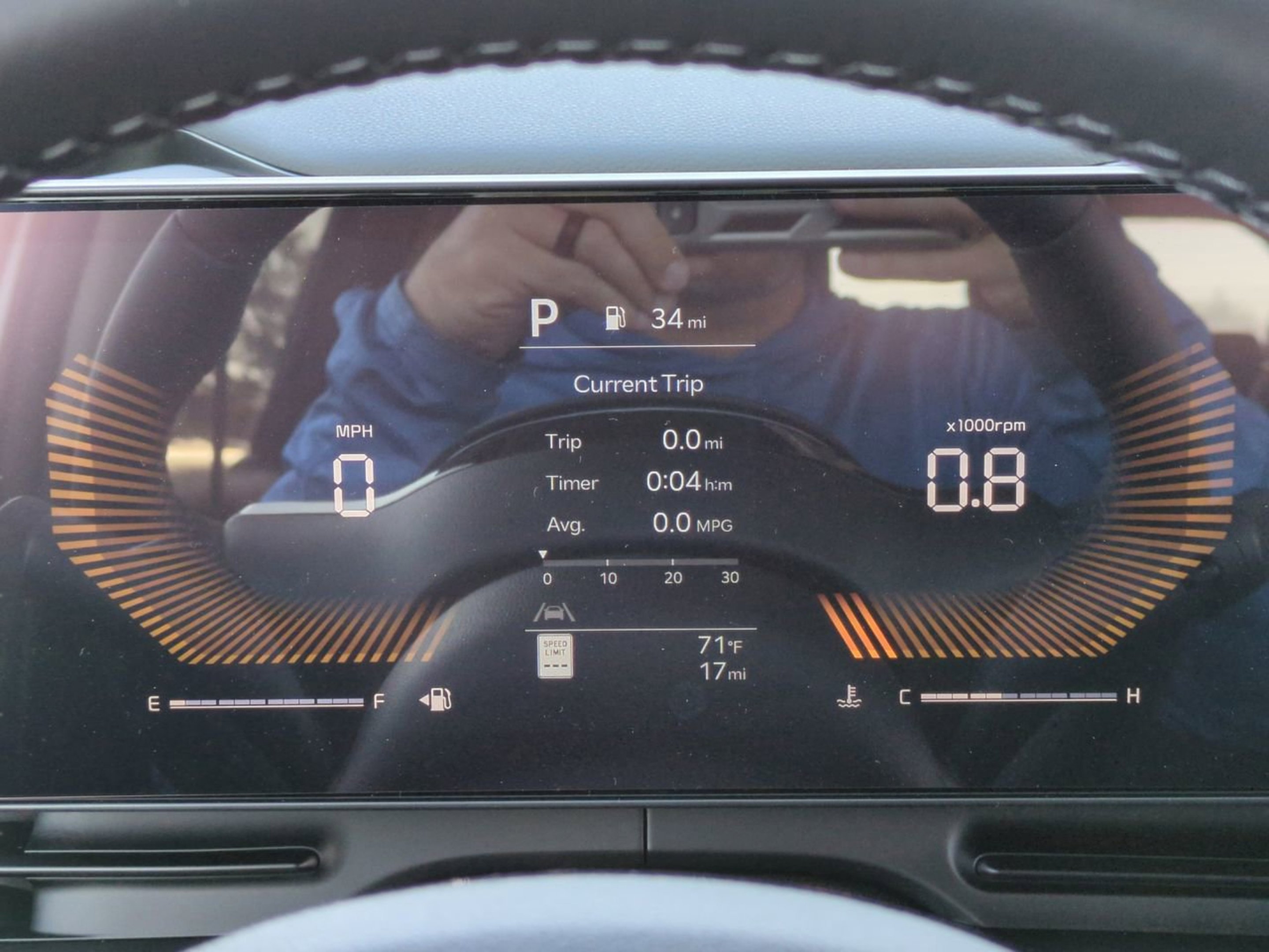 New 2026 Snow White Pearl Kia LXS image 32