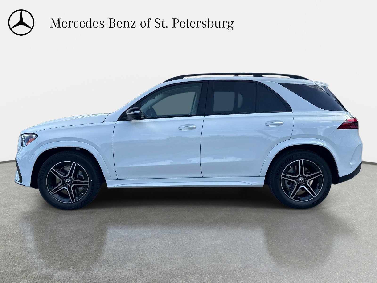 New 2026 Polar White Mercedes-Benz 350 4MATIC® SUV image 3