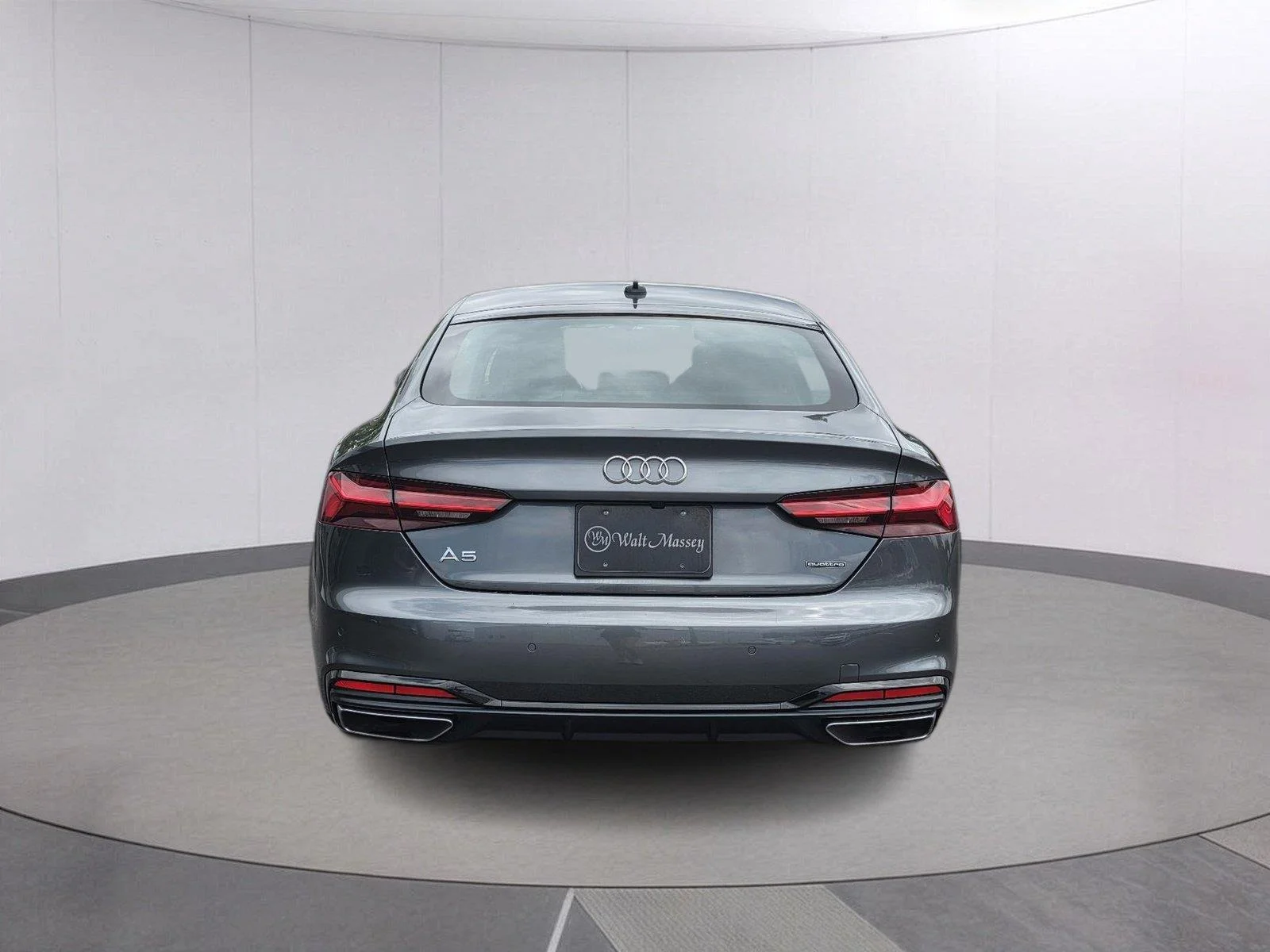 Used 2025  Audi S line Premium image 6