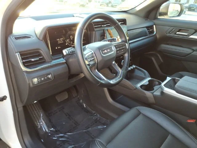 Used 2026 Summit White GMC Elevation image 18