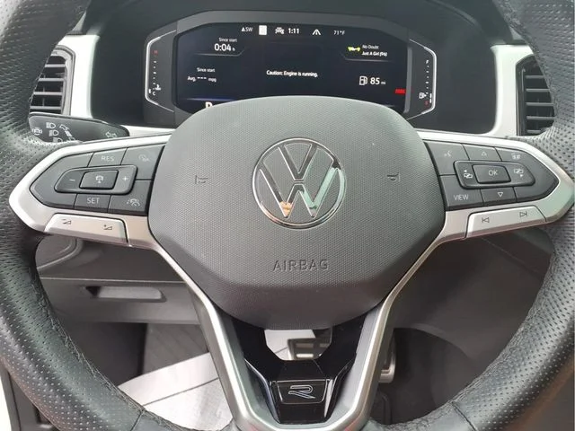 Certified Used 2022  Volkswagen 3.6L V6 SEL Premium R-Line image 10