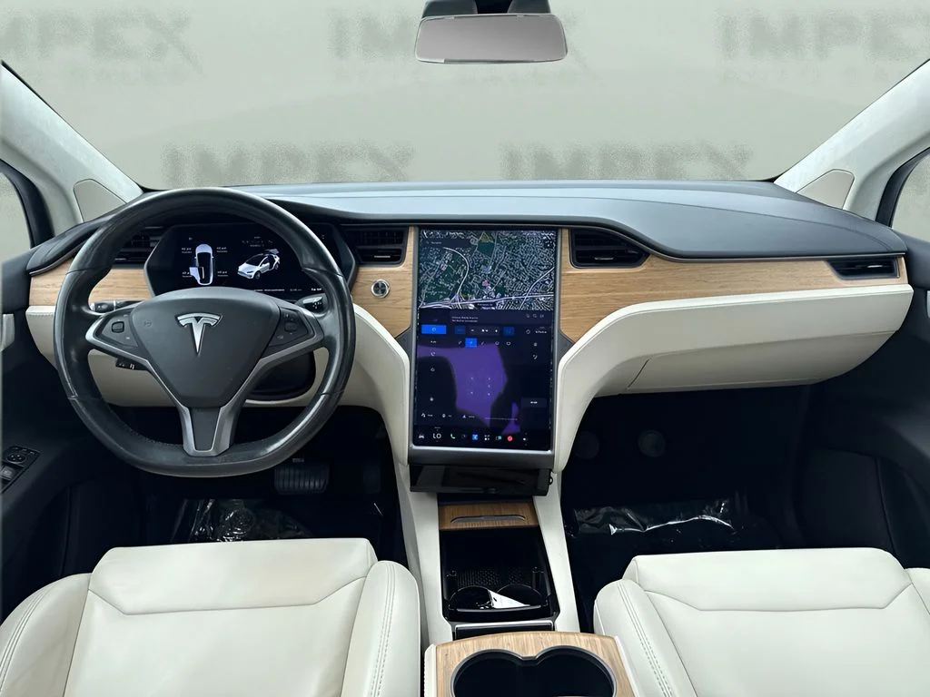 Used 2019  Tesla 100D image 14