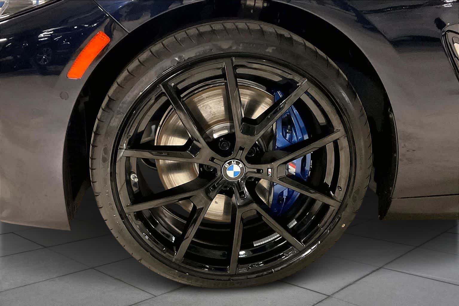 2026 BMW 8 Series 840i - Photo 11