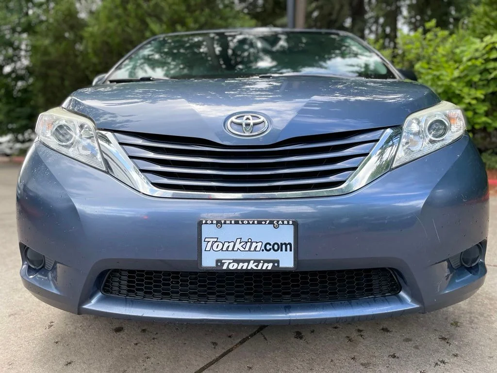 Used 2015 Shoreline Mist Toyota LE image 8