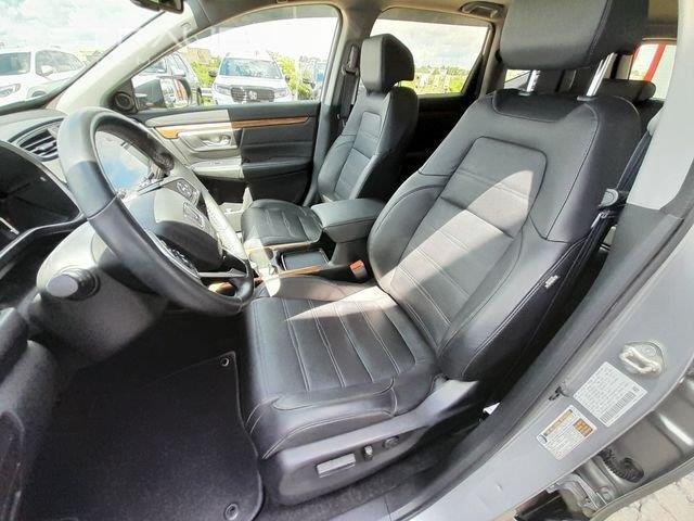 Used 2020 Lunar Silver Metallic Honda Touring image 42