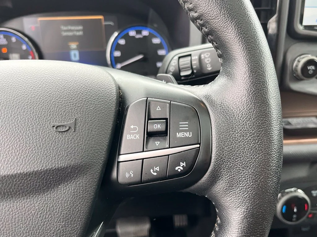 Used 2022 White Ford Badlands image 22