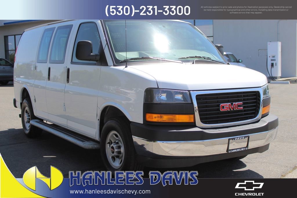 2023 GMC Savana Cargo Work Van - Photo 4