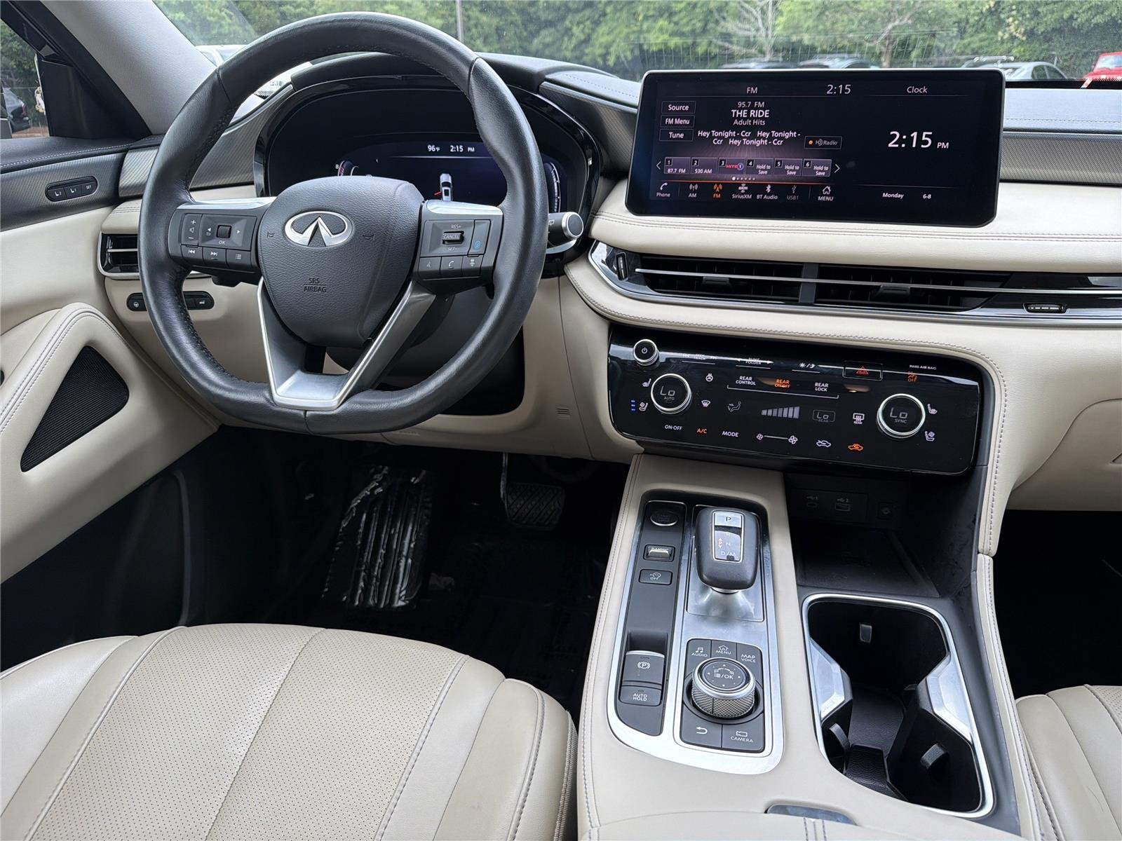 Used 2024 Mineral Black INFINITI LUXE image 3