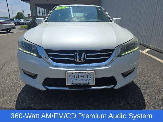 Used 2014 White Honda EX-L image 2