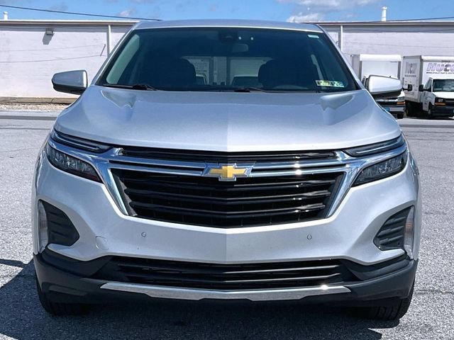 Used 2022 SILVER ICE METALLIC Chevrolet LT image 4