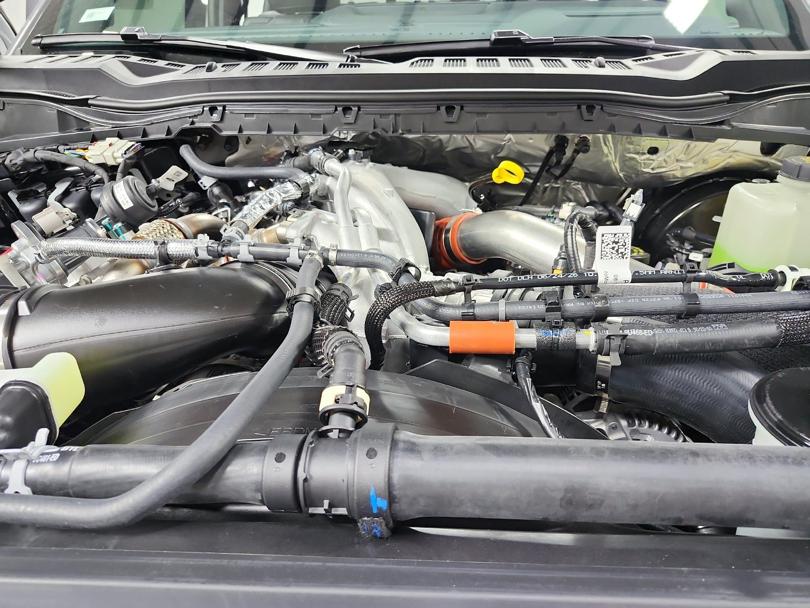 New 2027 Carbonized Gray Metallic Ford F-250® Platinum® image 18