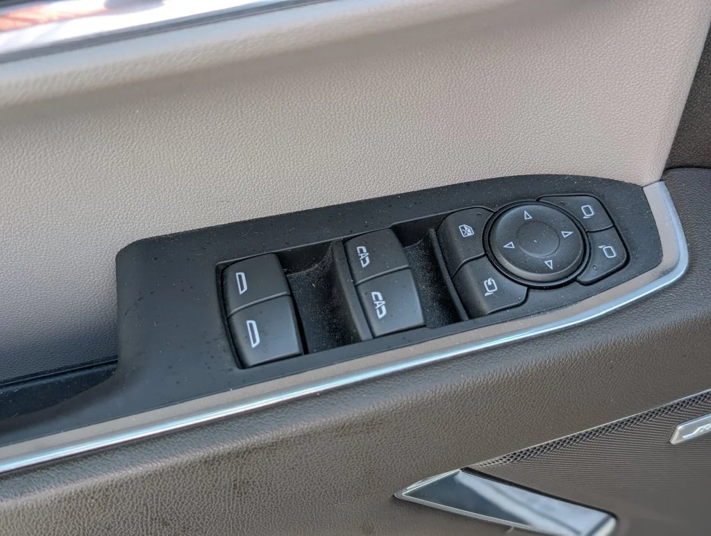 Used 2023 White Chevrolet LTZ image 19