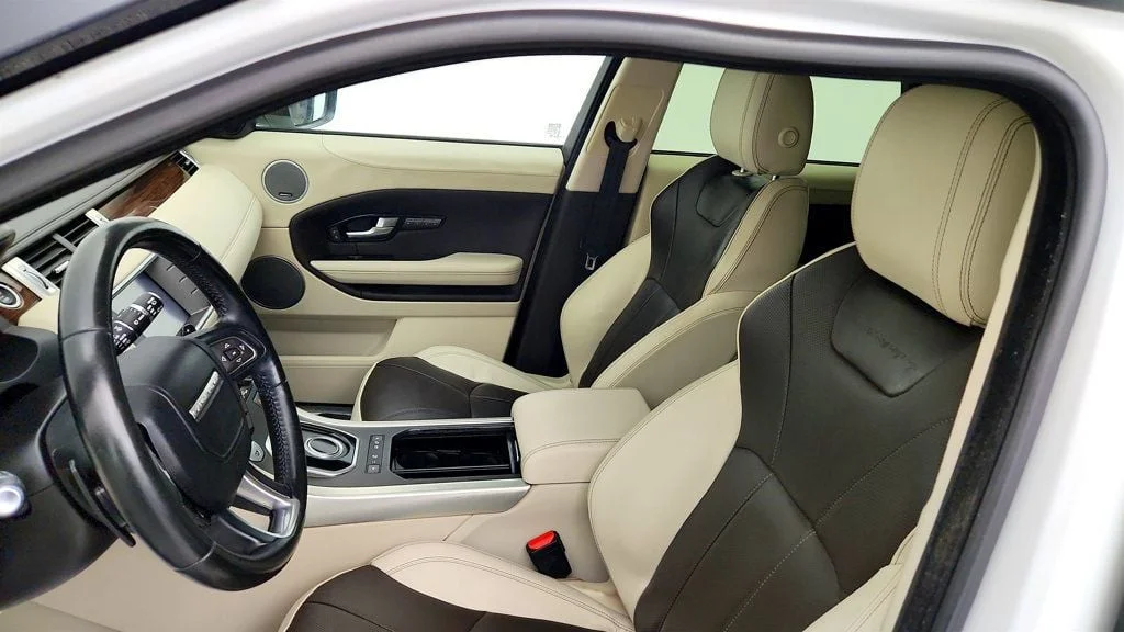 Used 2016 Fuji White Land Rover 5dr Hatchback Autobiography w/ Ebony Headliner image 22