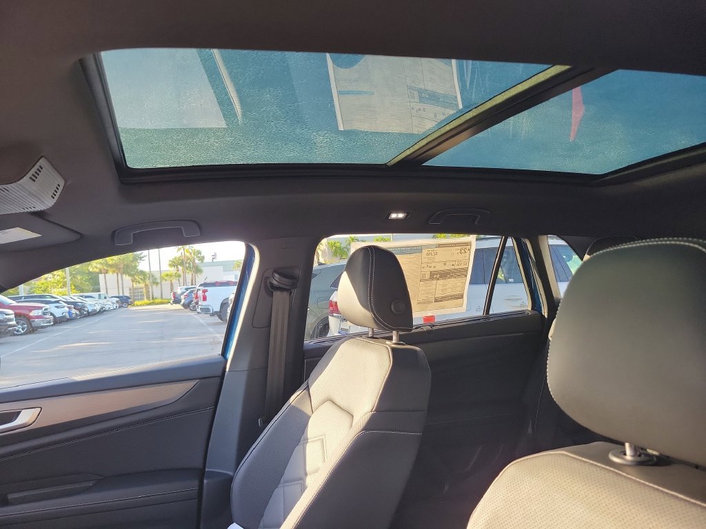 2026 Volkswagen Atlas Cross Sport SE w/Tech - Photo 8