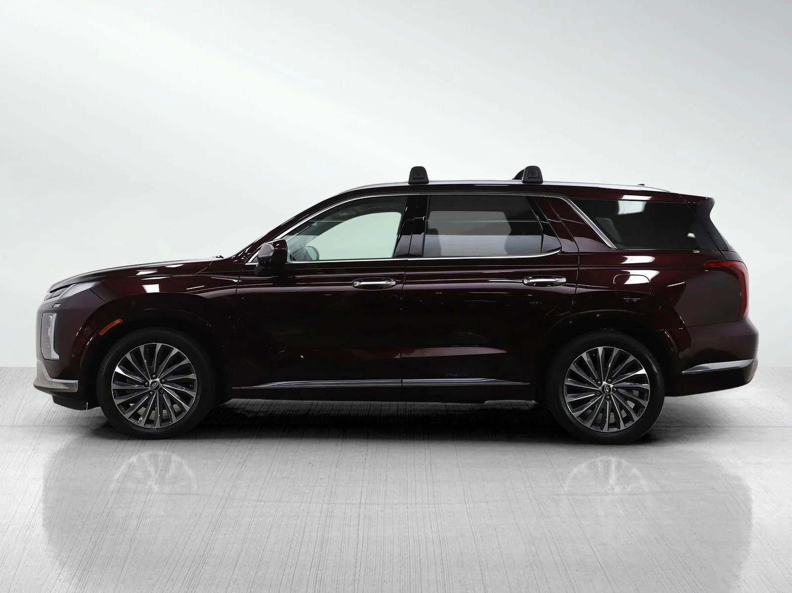 Used 2023 Hyundai Palisade Calligraphy with VIN KM8R7DGE6PU513313 for sale in Minneapolis, Minnesota