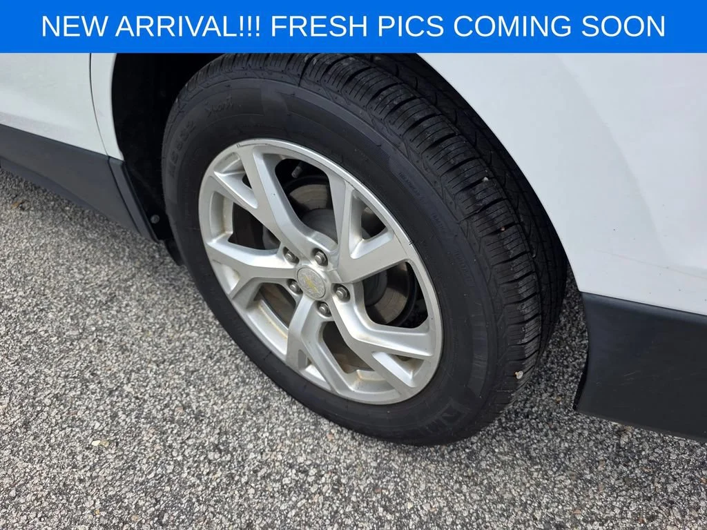 Used 2019 SUMMIT WHITE Chevrolet Premier image 6