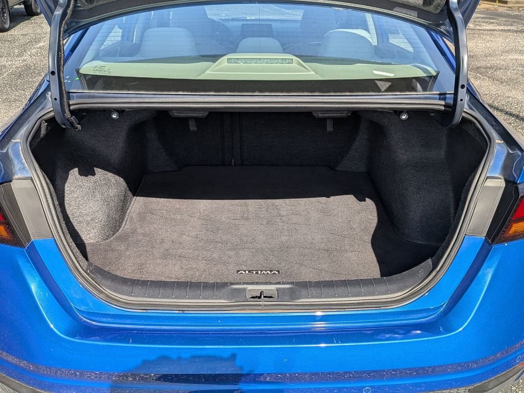 Used 2025 Blue Nissan 2.5 SV image 28