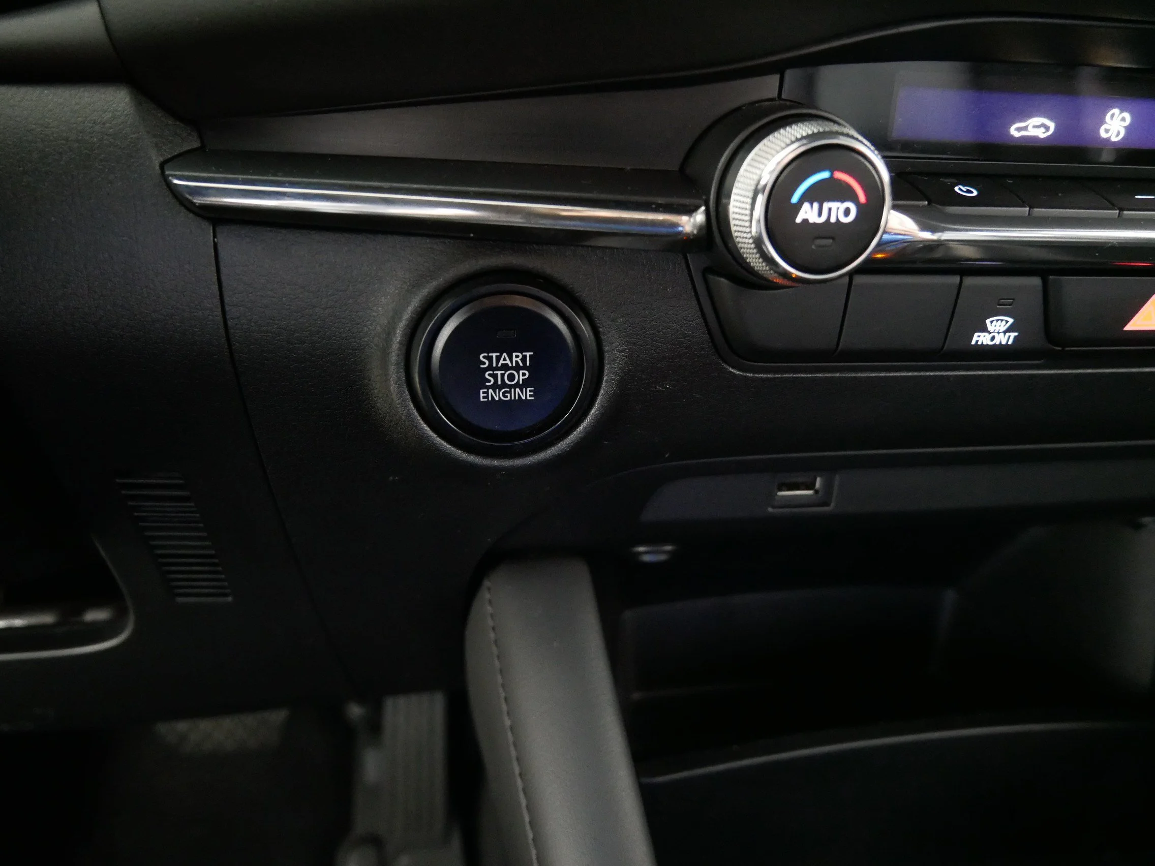 Used 2019 Machine Gray Metallic Mazda  image 29