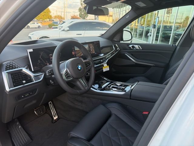 Used 2026 White BMW sDrive40i image 13