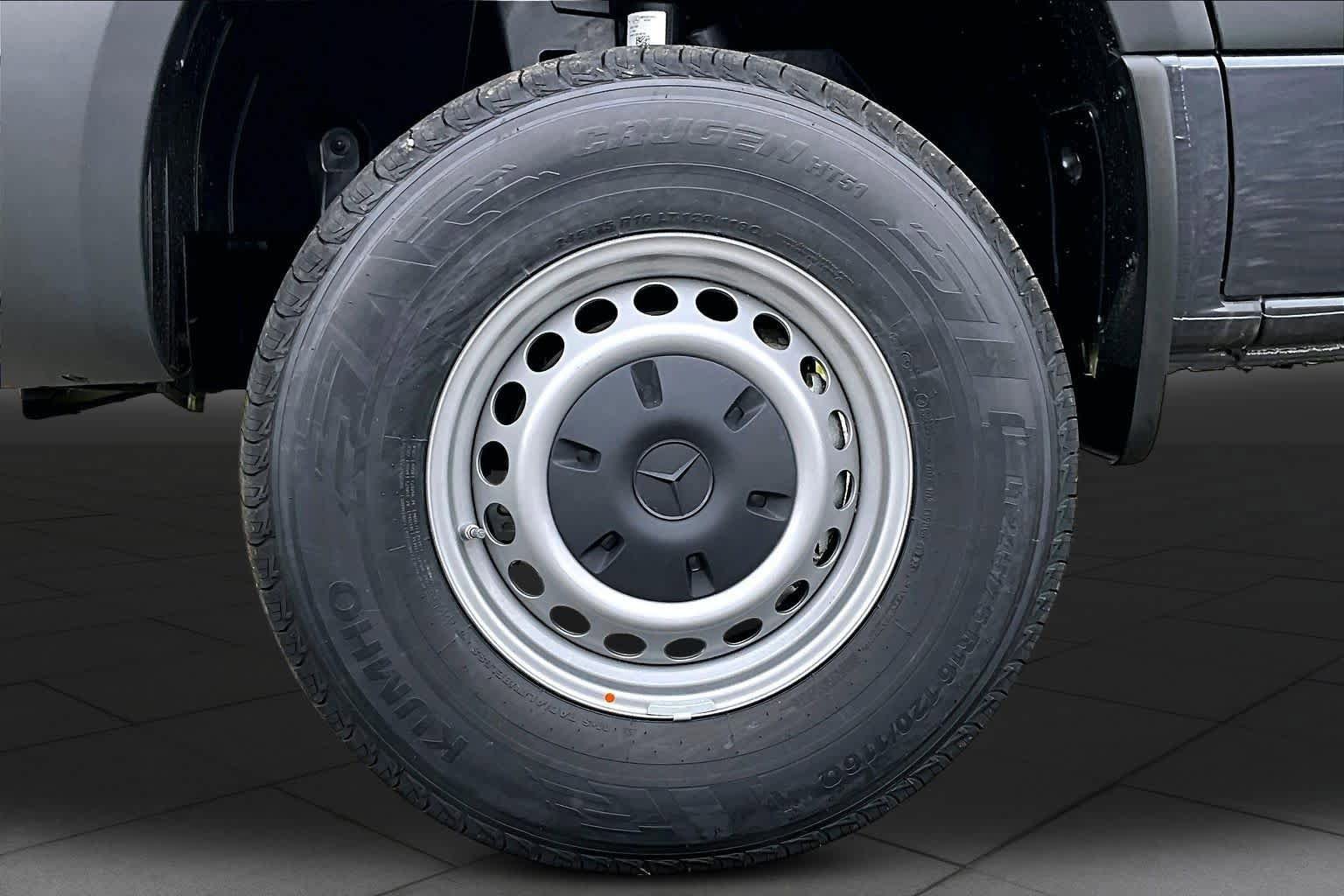 New 2026 Tenorite Gray Metallic Mercedes-Benz  image 29