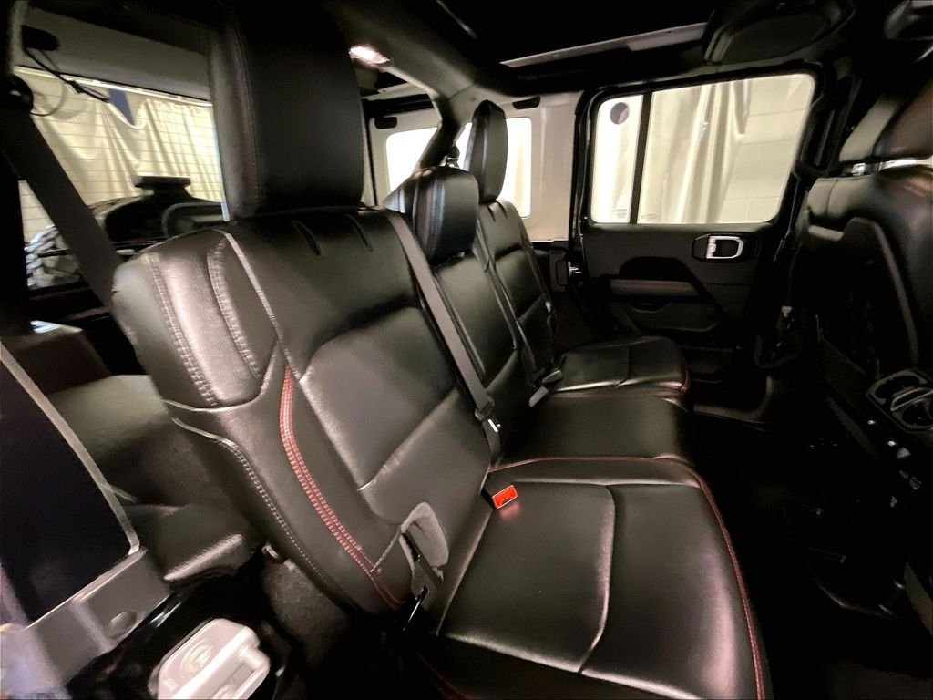 Used 2019 Black Jeep Unlimited Rubicon image 16