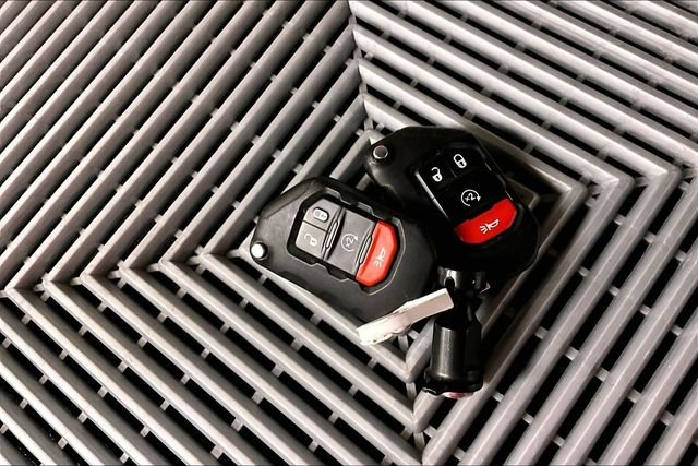 Used 2022 Limited Edition Gobi Clearcoat Jeep Willys image 12