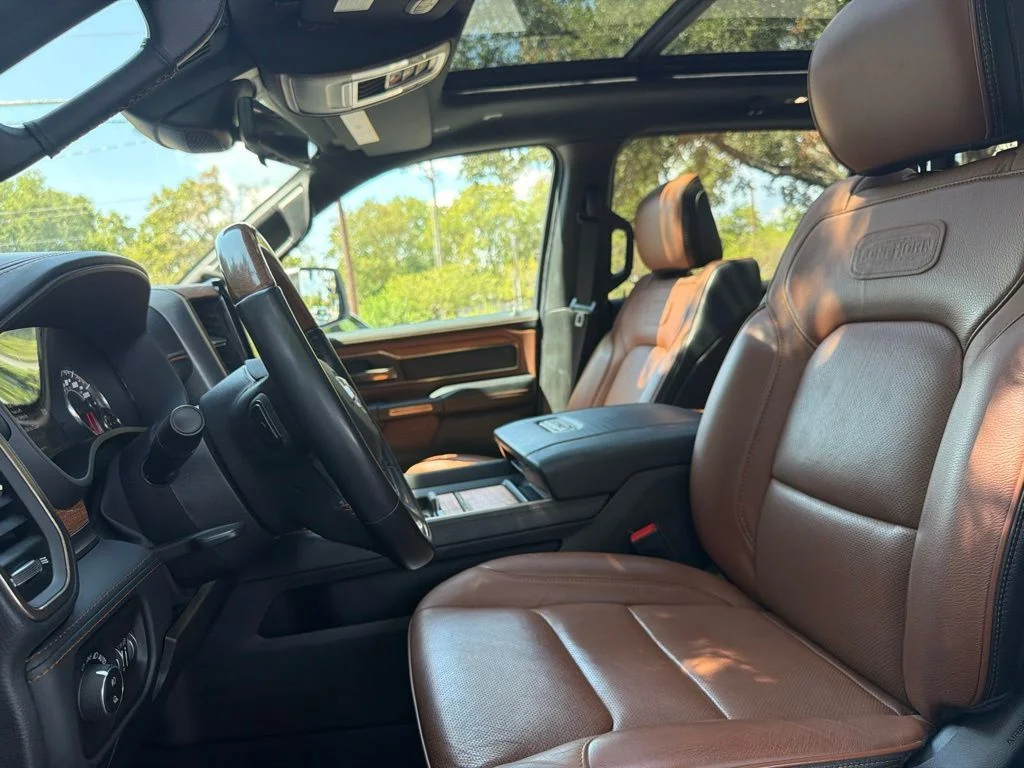 Used 2022 White Ram Limited image 10