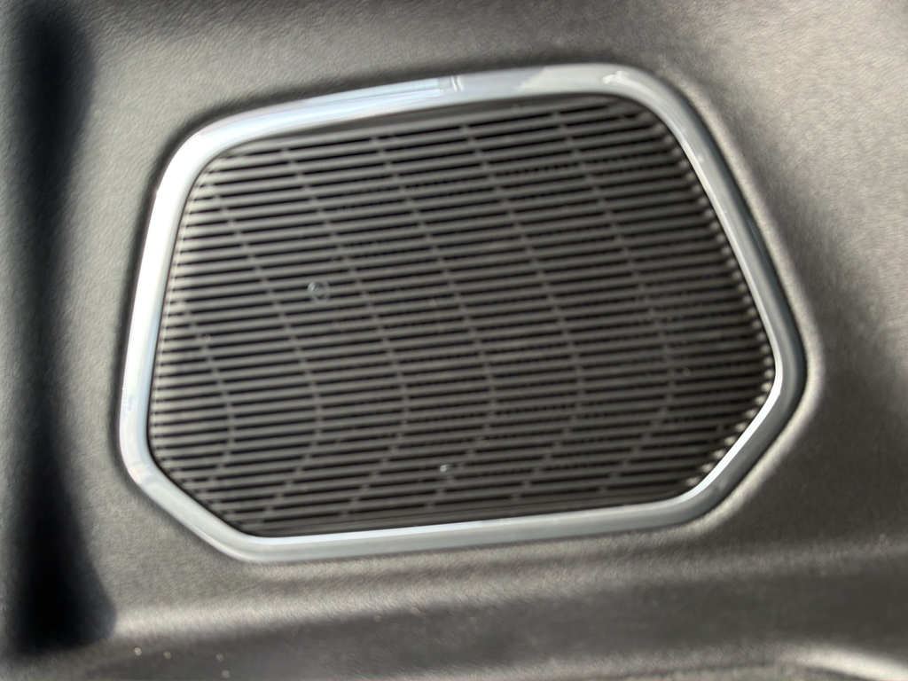 Used 2025 Red Jeep Limited image 30