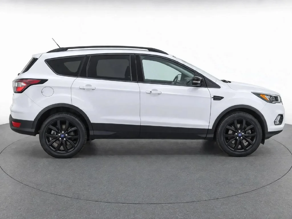 Used 2017 White Ford Titanium image 8