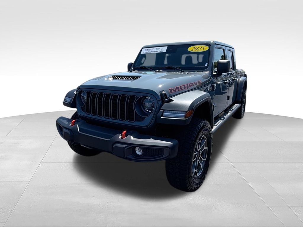 Used 2025 Gray Jeep Mojave image 4