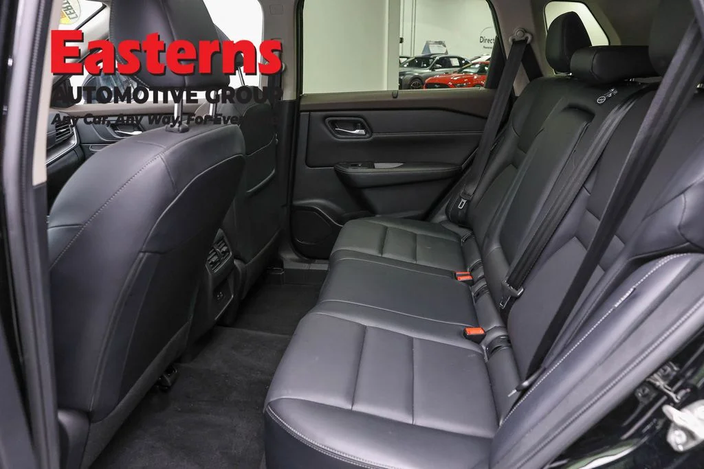 Used 2023 Black Nissan SV image 22
